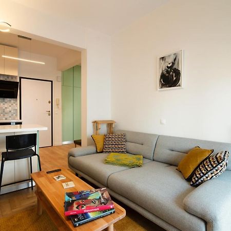 Luxury 1-Bedroom Apartment By The Sea In Афины Экстерьер фото